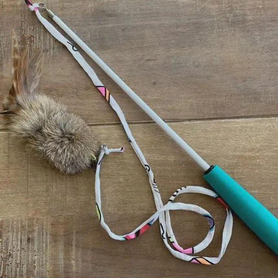 WHISKERS 'N PAWS CAT WAND WITH BIRBIT LURE