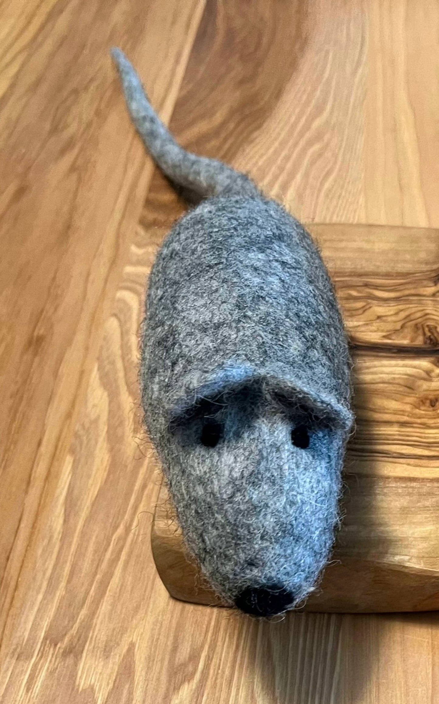 WHISKERS ‘N PAWS LARGE WOOL FELT MOUSE